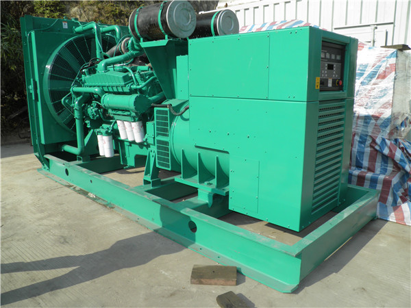 改则发电车出租-柴油发电机散热器怎样散热