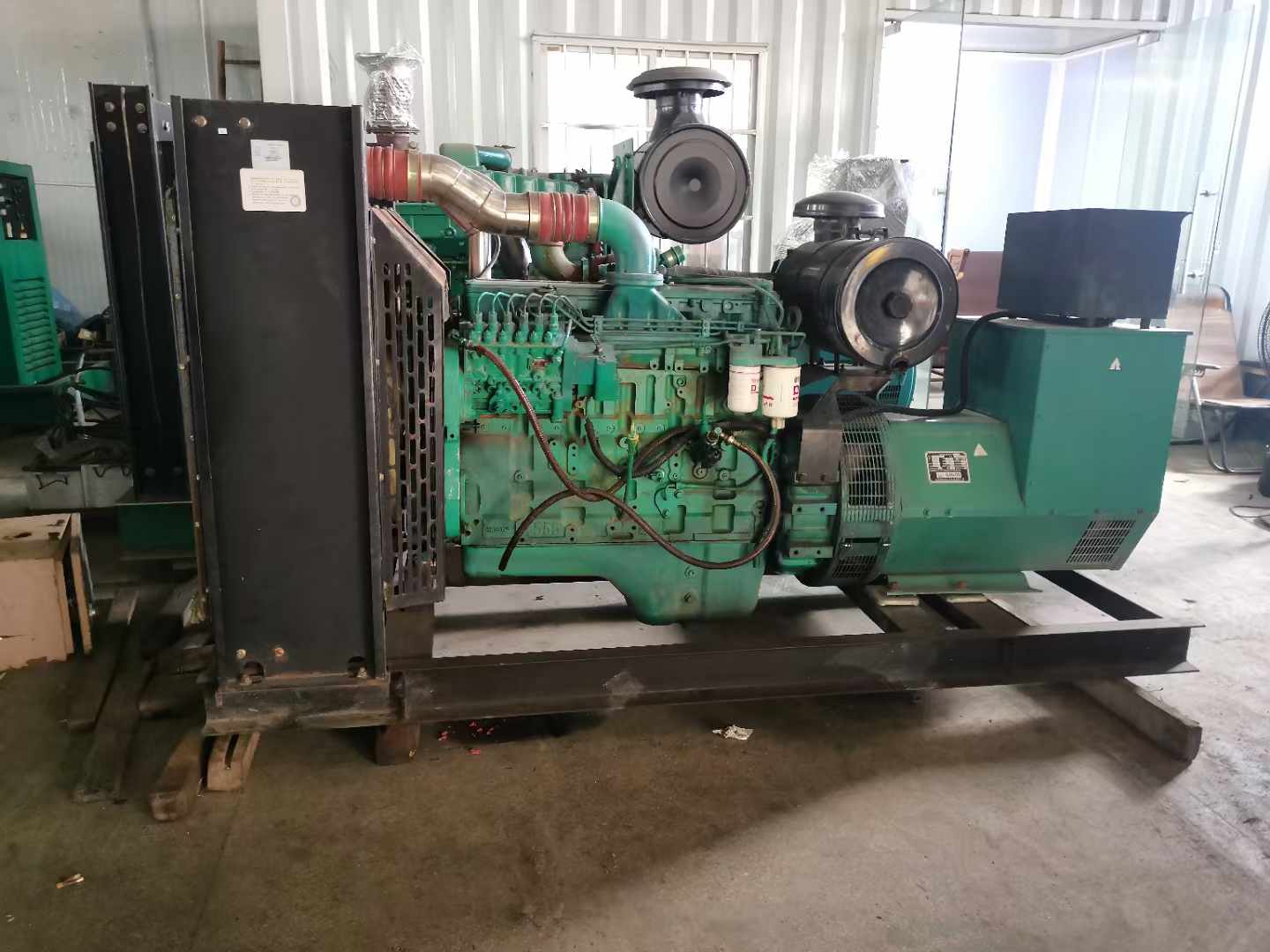 改则发电机租赁如何确定电缆的承载电流是否在安全范围内？