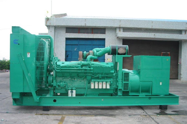 改则工厂发电机应急发电时如何更准确地检查发电机状态？