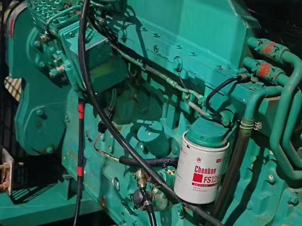 改则如何确定新的发电机组控制系统是否与原系统兼容？